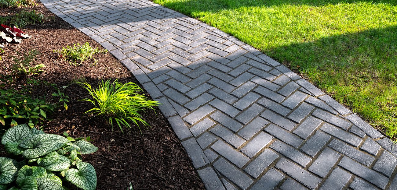 Camino de jardín con pavers